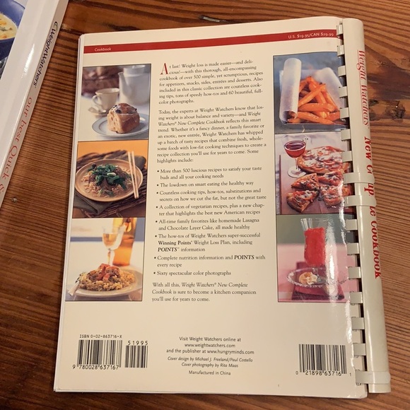 WW Weight Watchers Cookbooks - Picture 5 of 5